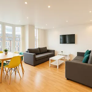 Duplex For Up To 13 Near Centre Apartment